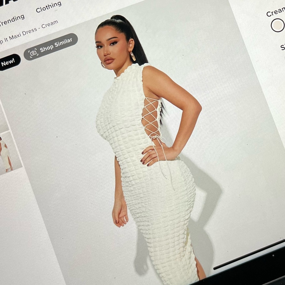 The dress is never worn from Fashion Nova. It’s a size small in good condition